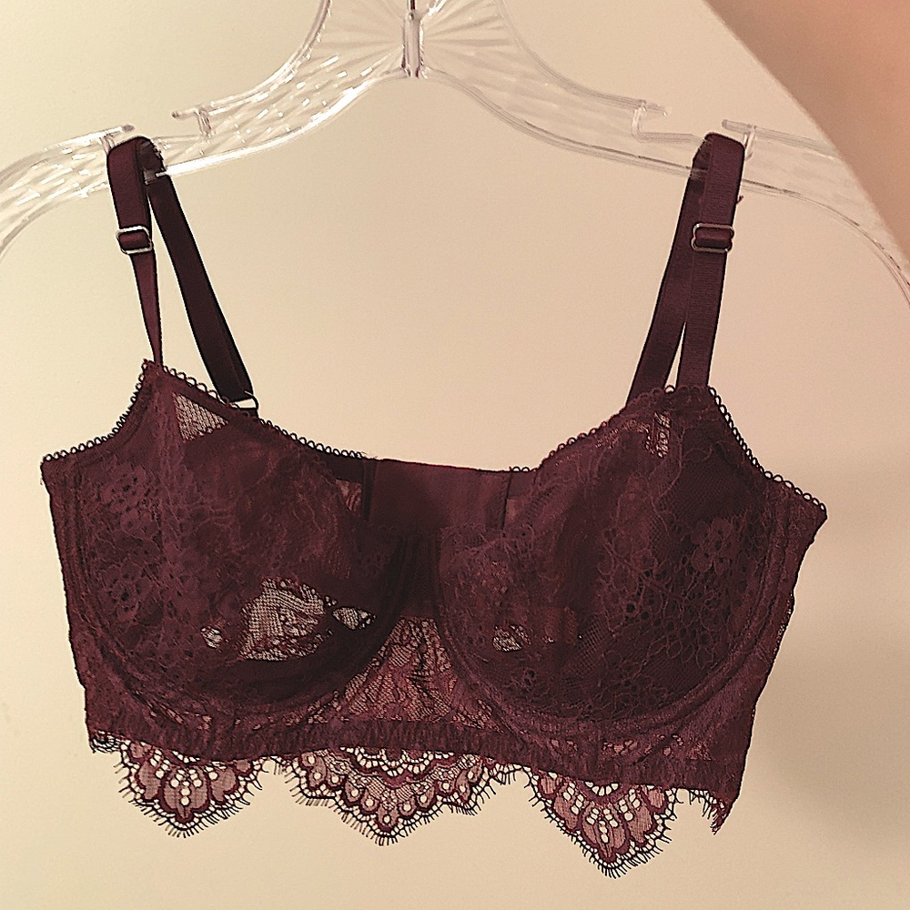 Victoria’s Secret, Dream Angels, Wicked, Balconette unlined lace bra.  38C.